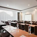 Amaris Hotel Darmo Surabaya