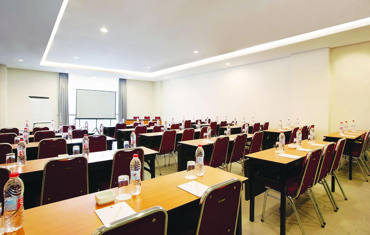 Hotel Amaris Darmo Surabaya