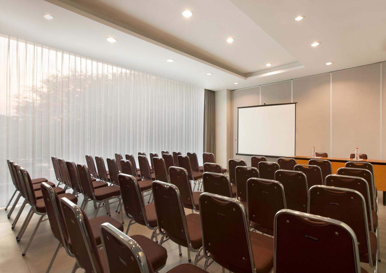 Hotel Amaris Darmo Surabaya